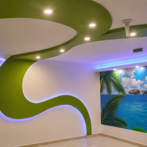 Sala moderna con diseño arquitectónico